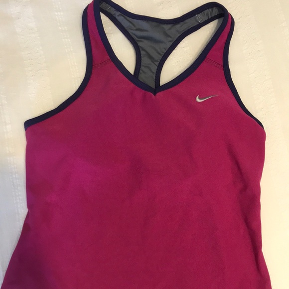 Ladies Nike Dri-Fit Built in Bra Fuchsia Racerback Top - Picture 2 of 9